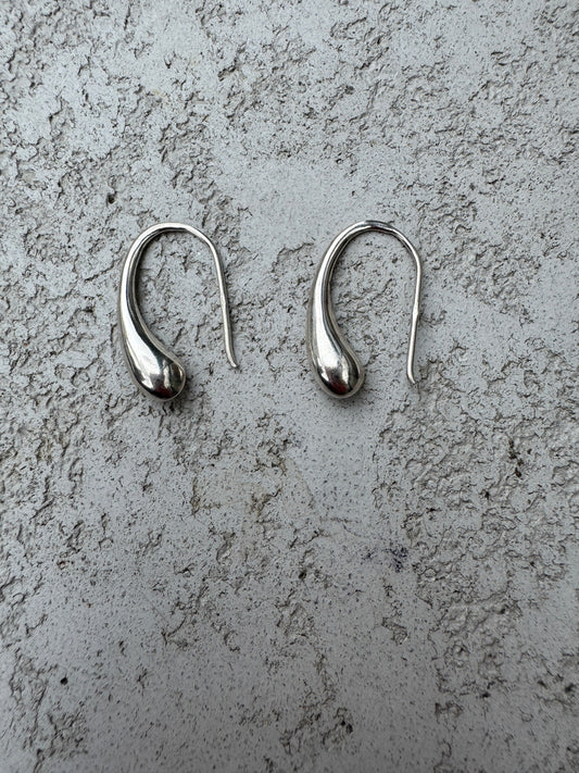 SACROSANCT SILVER DROPLET EARRINGS