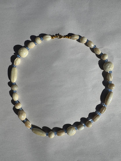BEADING FOR PALESTINE CHUNKY NECKLACE PEARLESCENT