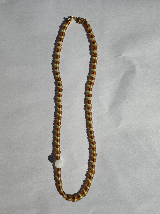 BEADING FOR PALESTINE STRIPE NECKLACE BROWN & YELLOW