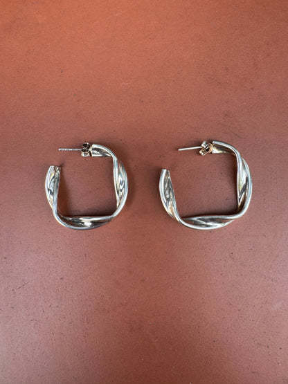 SACROSANCT SCULPTURAL TWISTED HOOPS