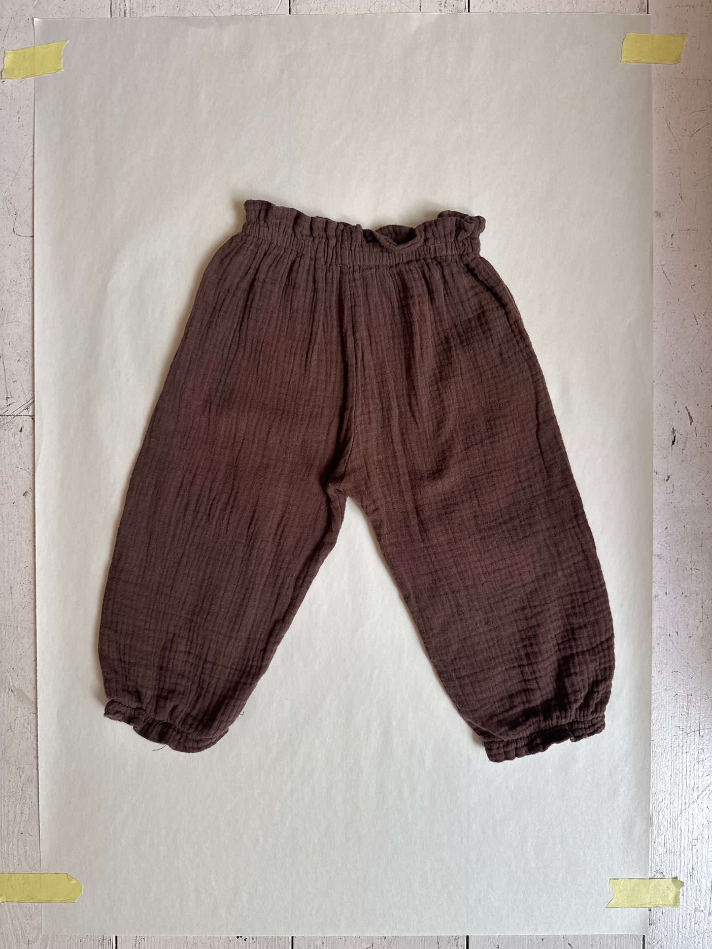 NO NEW TEE FLOWER TROUSERS BROWN
