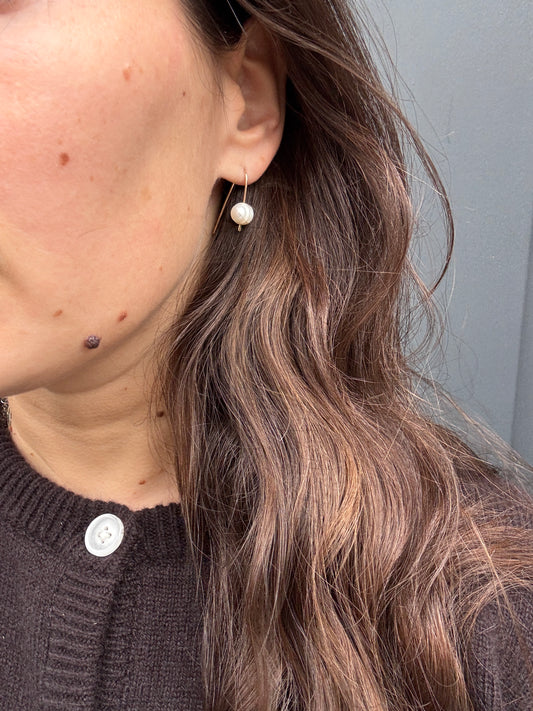 NODO PEARL EAR THREADS GOLD