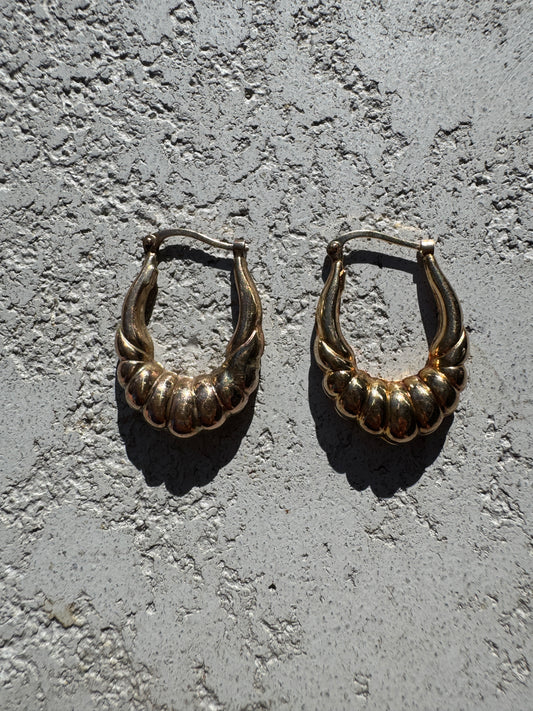 SACROSANCT MINI GOLD TWISTED HUGGIES