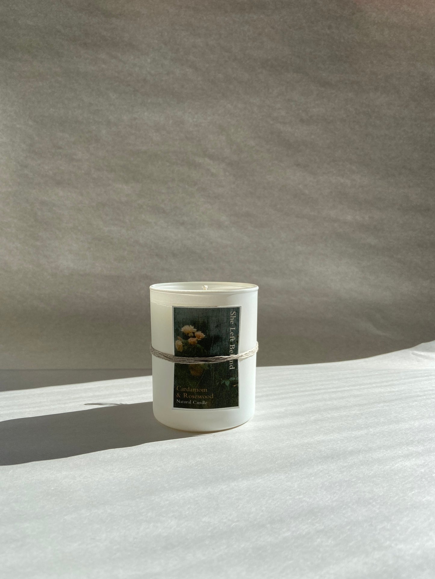 CARDAMOM & ROSEWOOD NATURAL CANDLE