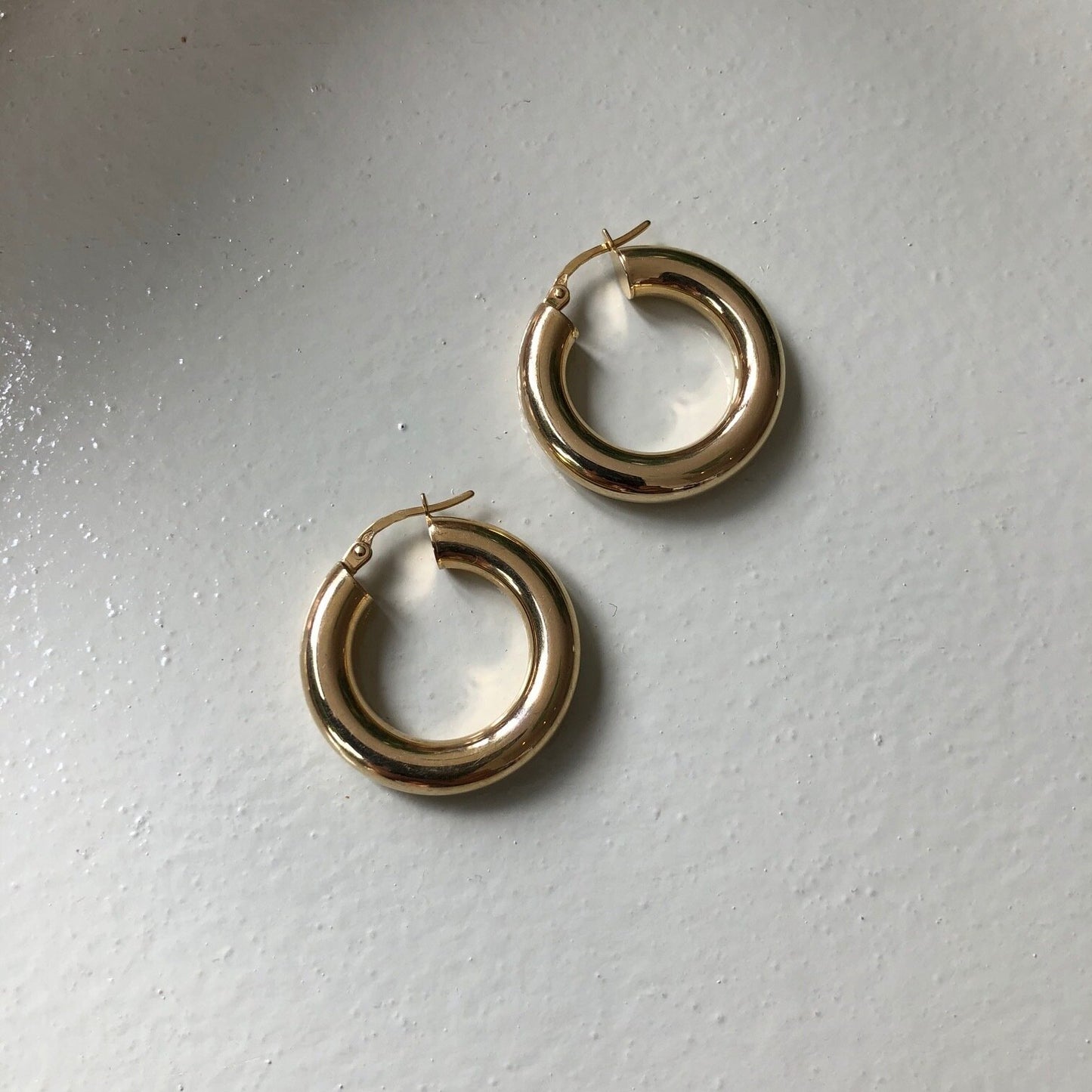 AURUM.LDN 9CT GOLD CHUNKY HOOPS