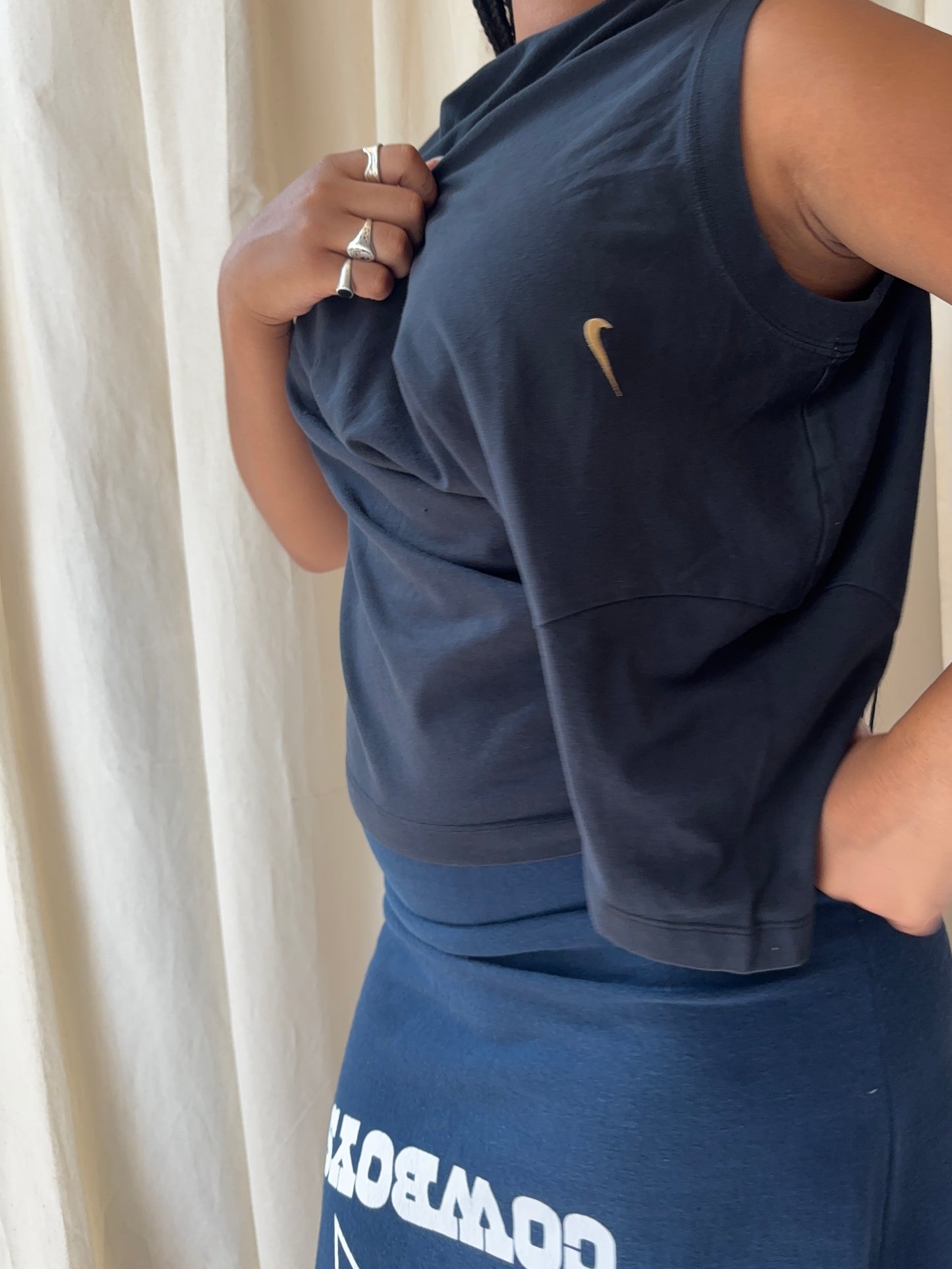 GINA CORRIERI SHIFT TOP BLACK NIKE